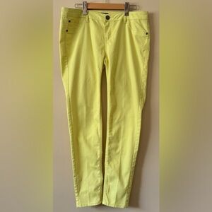 Material Girl Fun & Vibrant Lemon Yellow Straight Leg Jeans Sz 11